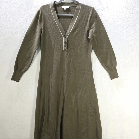 Free Assembly Dresses & Skirts - Free Assembly Long Sleeve Sweater Dress in Army Green Size   Large